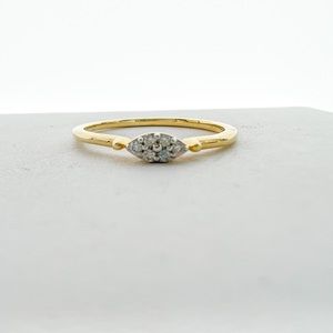 10K Yellow Gold Diamond Dainty Ring